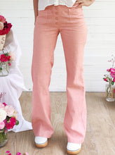 Cargar imagen en el visor de la galería, Patrón de pantalón vaqueros para mujer en PDF, ideal para coser en lino o denim. Patrón Víctor